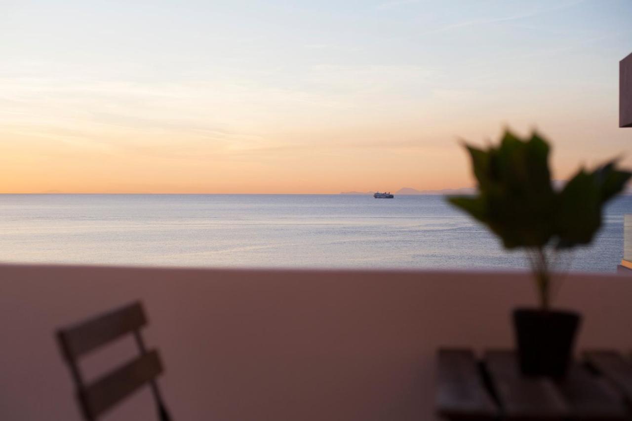 Sea Side Rooms Rhodes City 外观 照片