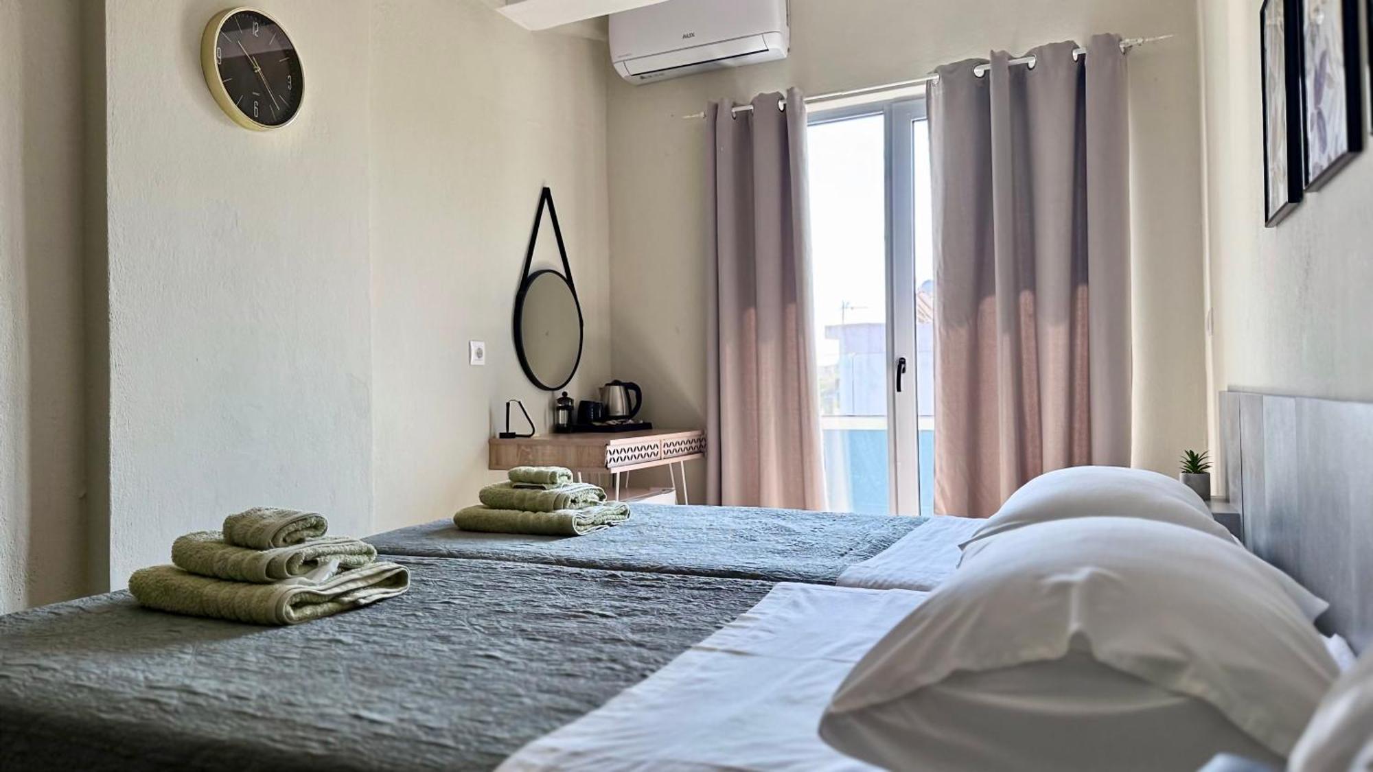 Sea Side Rooms Rhodes City 外观 照片
