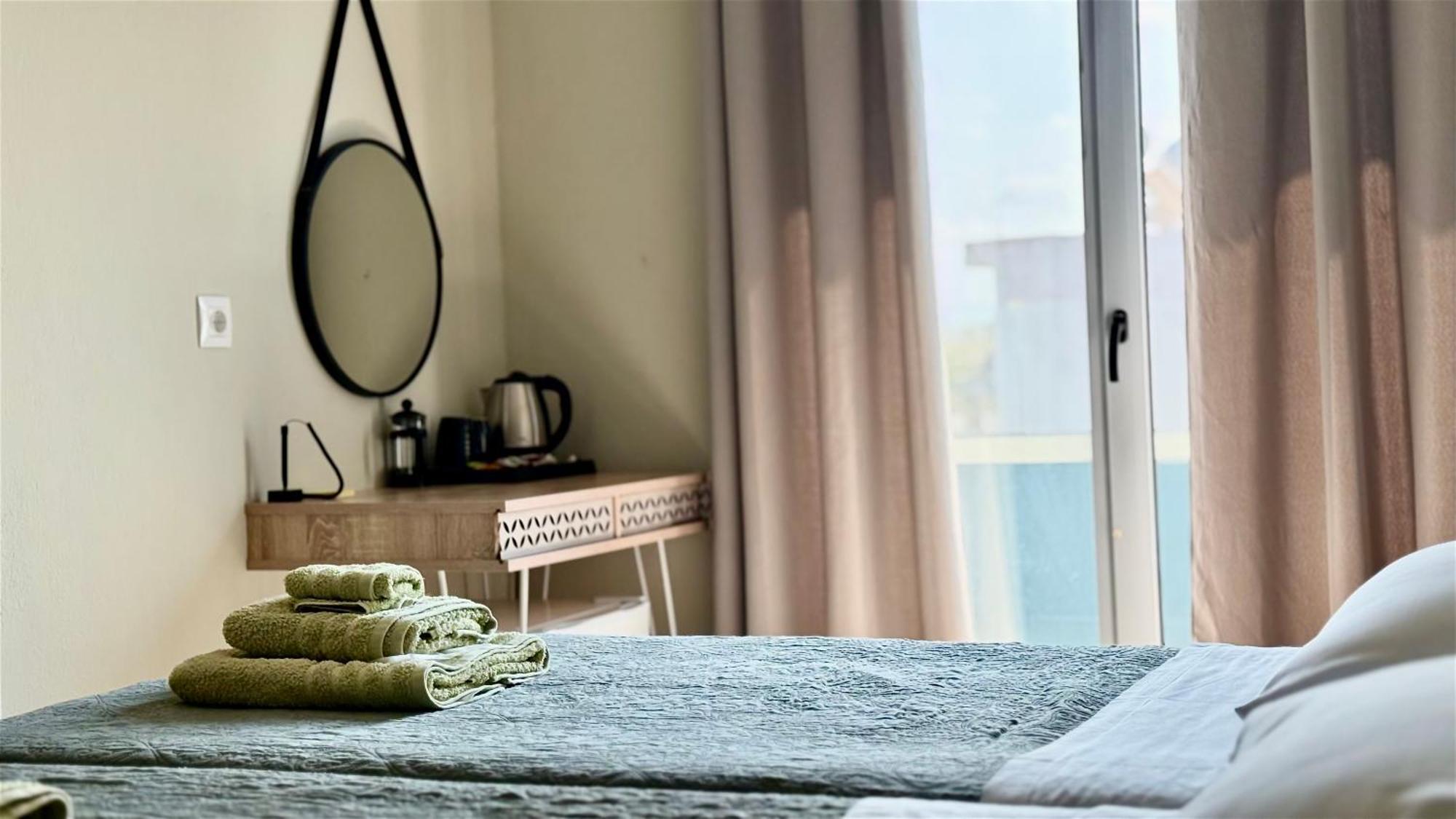 Sea Side Rooms Rhodes City 外观 照片